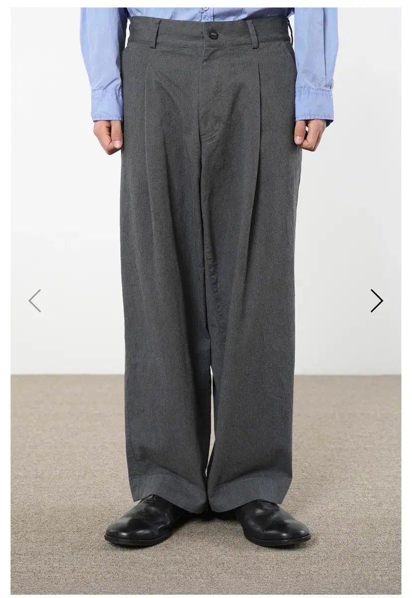 イアーズアゴ ジャパニーズコットン ワンタック ワイド チノ メランジュグレー