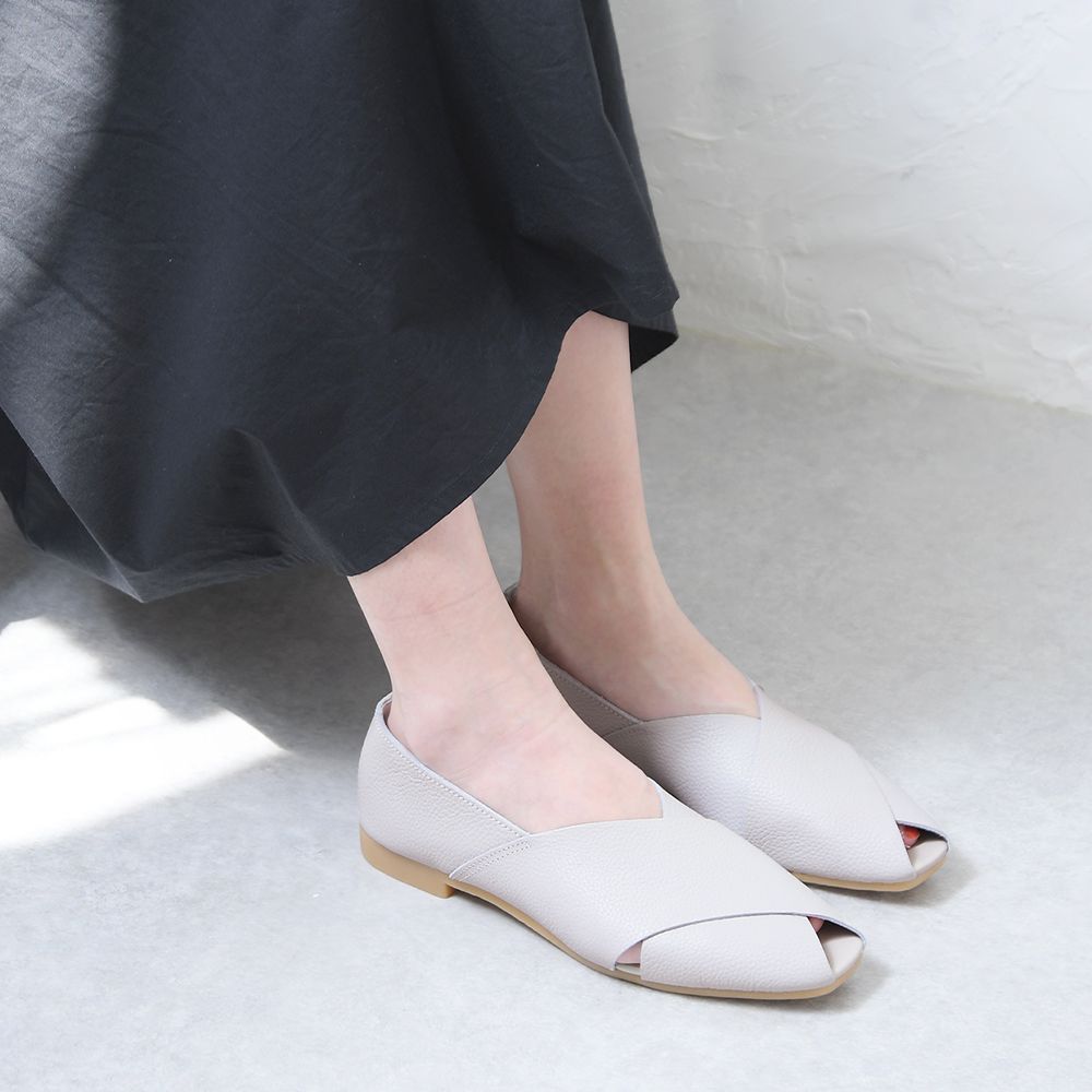 グレーホワイト パンプス 本革 フラットシューズ サンダル レディース ローヒール ぺたんこ ペタンコ スクエアトゥ オープントゥ 痛くない 柔らかい 脱げない 長時間 疲れない 歩きやすい 走れる おしゃれ きれいめ 靴 日本製 軽量