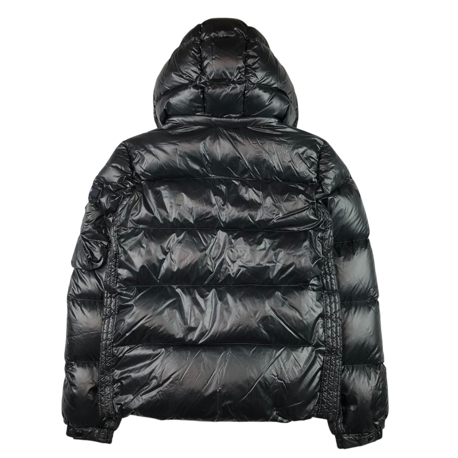 TATRAS☆タトラス・BELBO ベルボ メンズ ブランドアイコンロゴワッペン