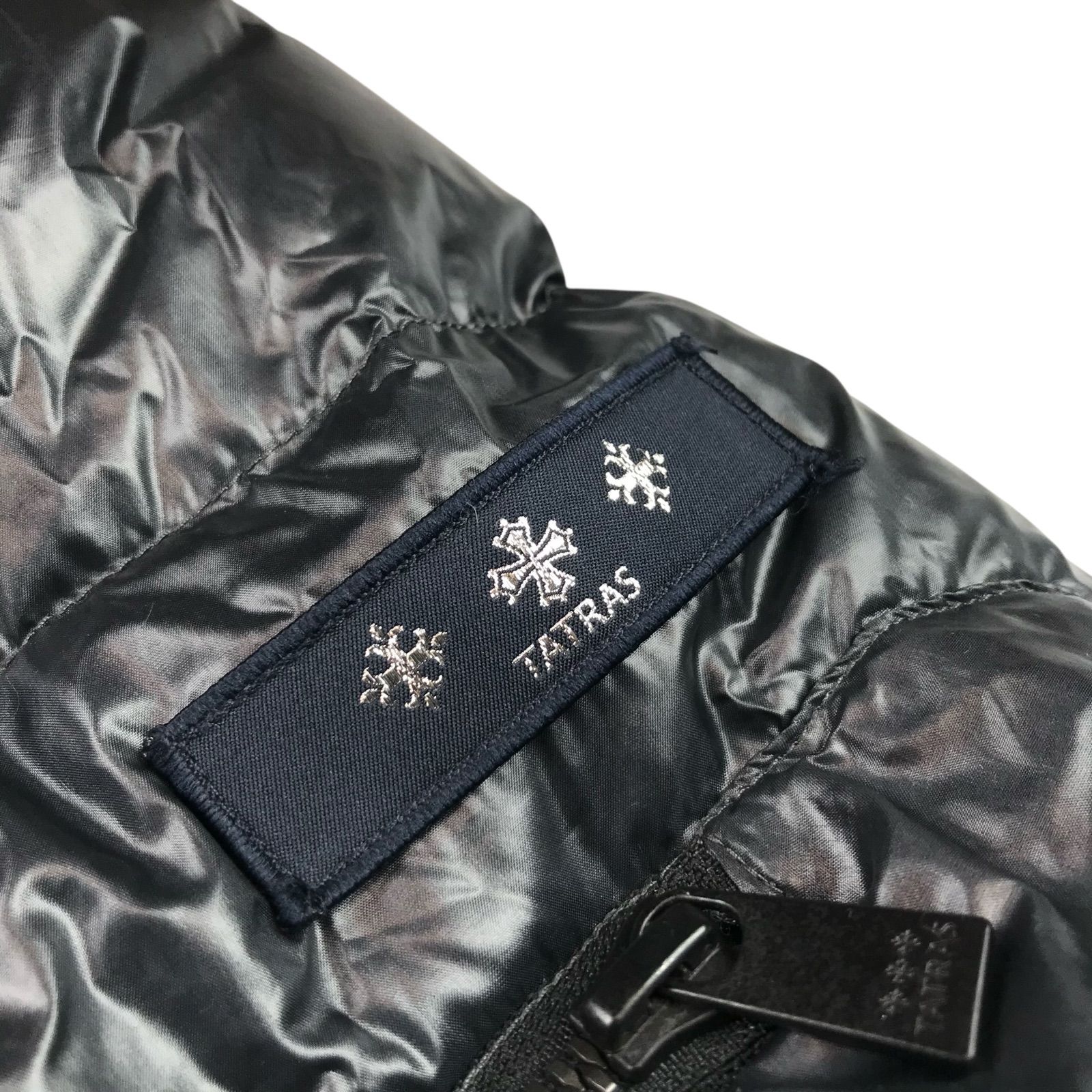 TATRAS☆タトラス・BELBO ベルボ メンズ ブランドアイコンロゴワッペン