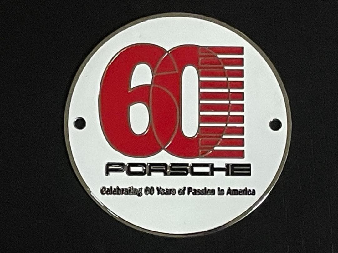 ポルシェ アメリカ 60周年記念 グリルバッジ カーバッジ