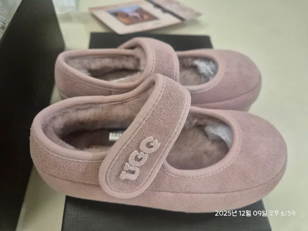 アグ キッズ メリージェーン ピンク 190 mm