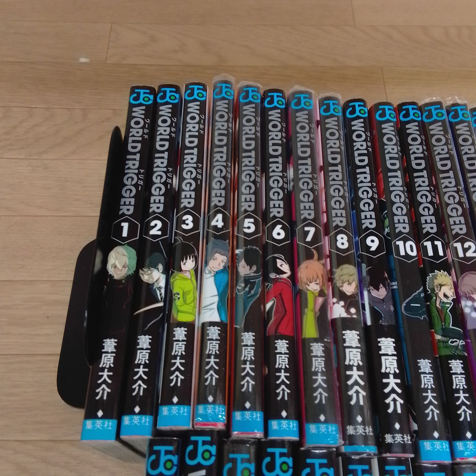 ☆【未開封4冊】ワールドトリガー 1～28巻 全巻コミックセット 《HO10J