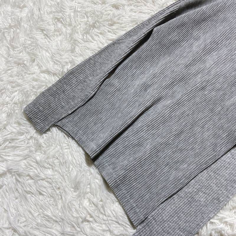 ISSEY MIYAKE イッセイミヤケ モックネック プリーツカットソー