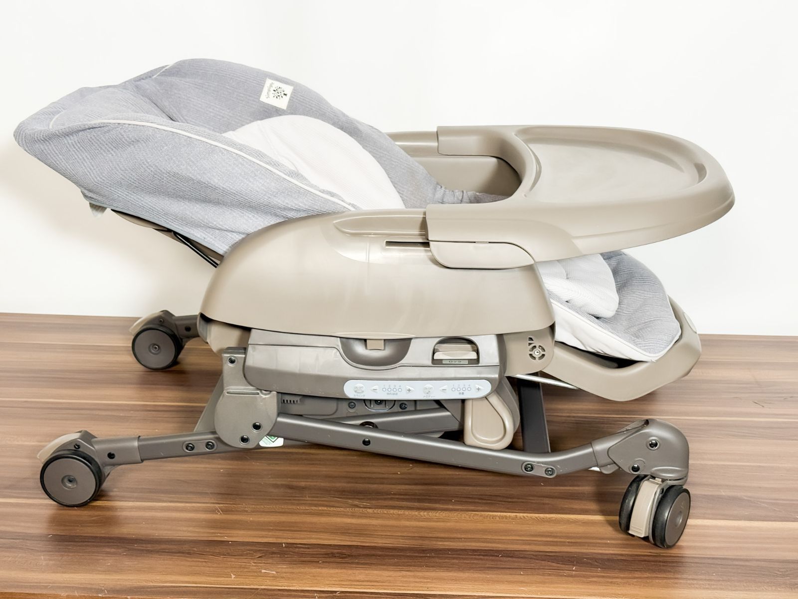 ハイローチェア テーブル付