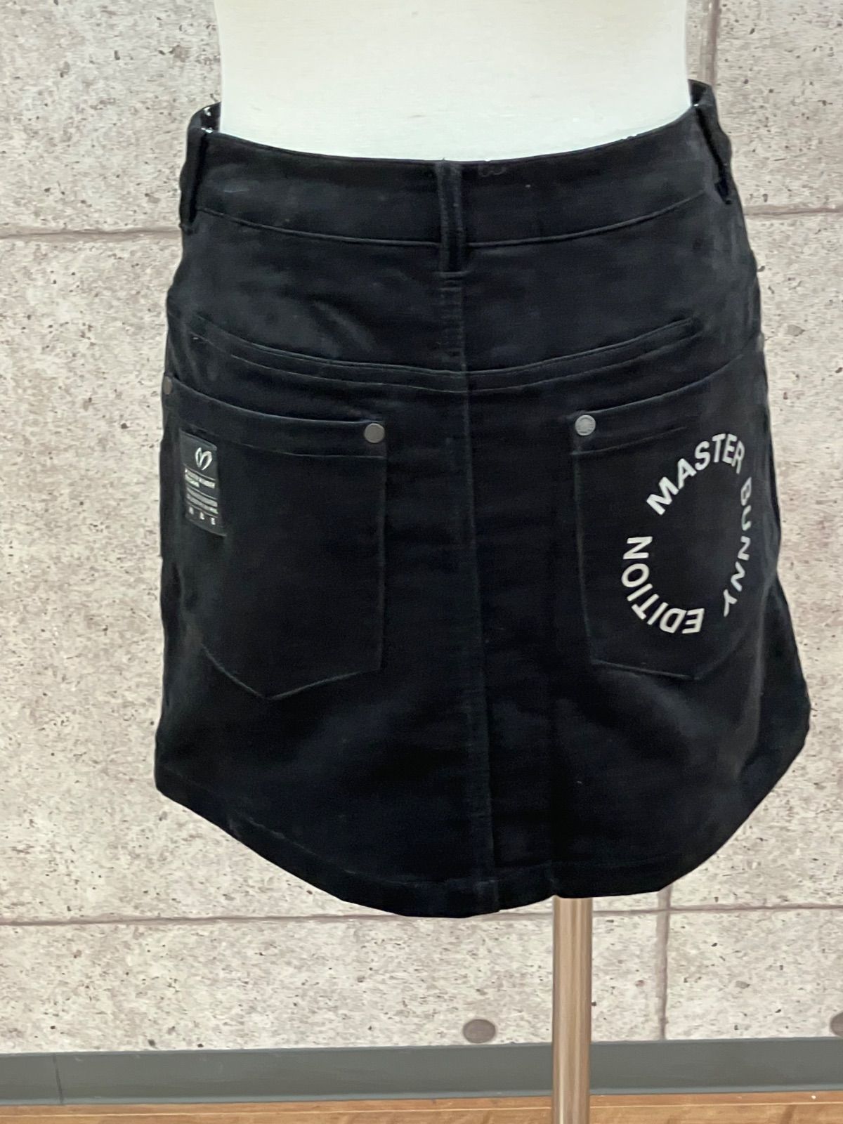 ♥ GF 1 マスターバニーエディション MASTER BUNNY EDITION スカート サイズ00 XSサイズ相当 黒系 ゴルフウェア