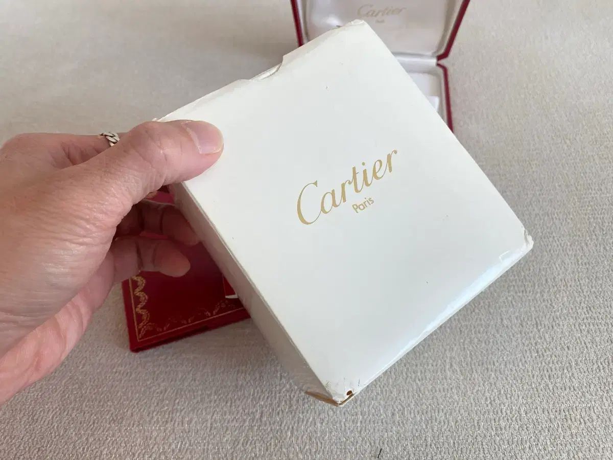 Cartier カルティエ