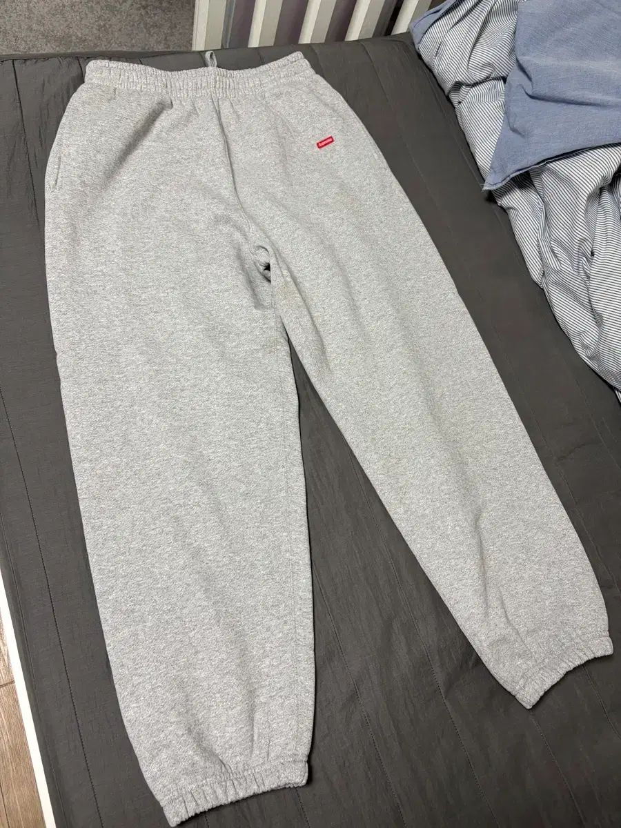 Supreme Small Box Sweatpants Heather Grey - 25 FW