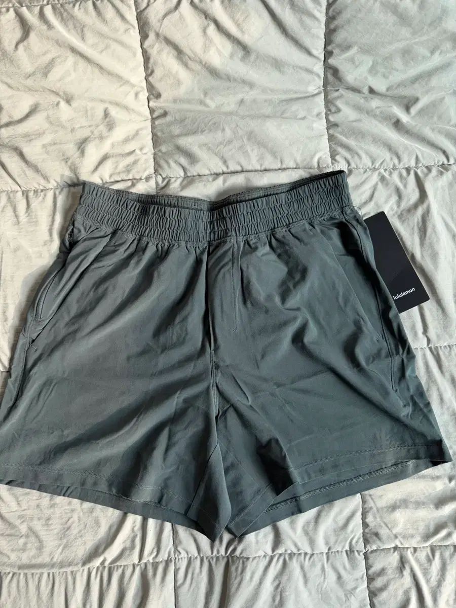 ルルレモン フェイス ブレーカー メンズ 5インチ ライナーレス m サイズ