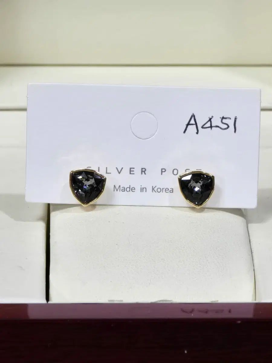 連載30周年記念オフィシャル　安室透　降谷零　額入り複製原画　名探偵コナン展 連載30周年記念オフィシャル 安室透 降谷零 額入り複製原画 名探偵コナン展