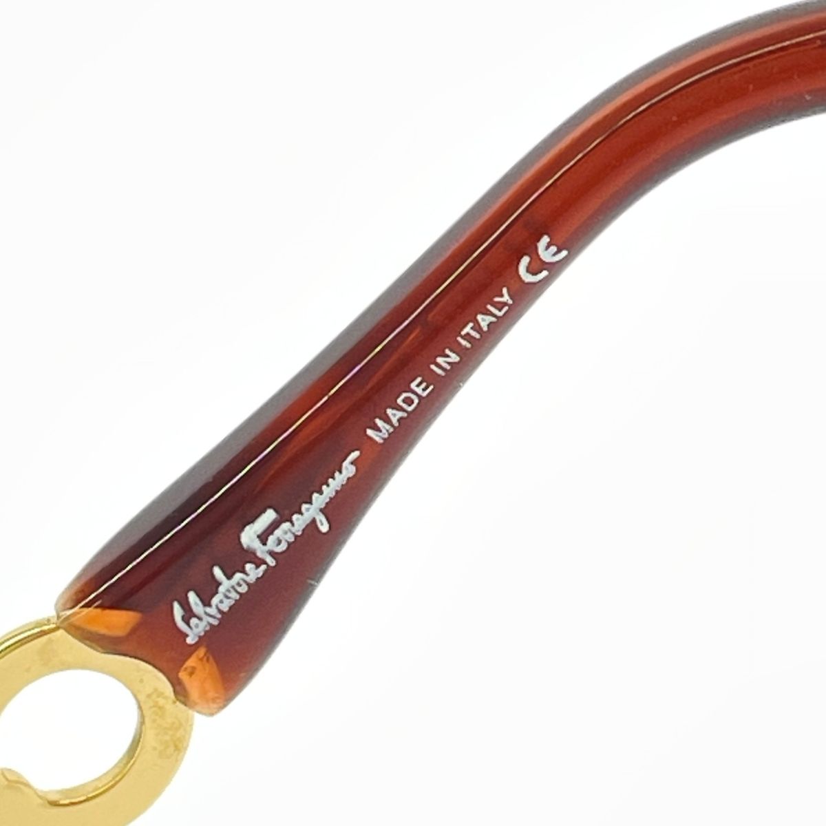 Salvatore Ferragamo サルヴァトーレフェラガモ ツーポイント