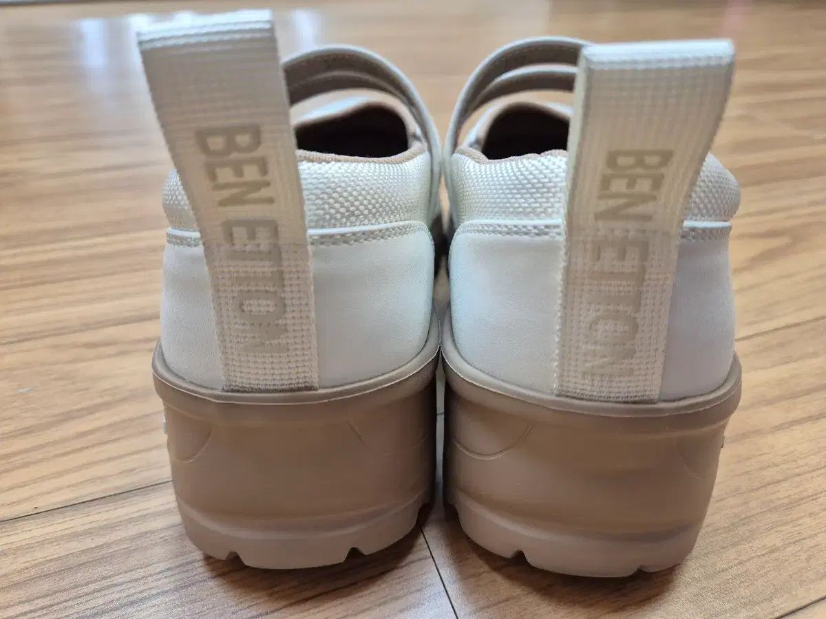 シューズ アイボリー