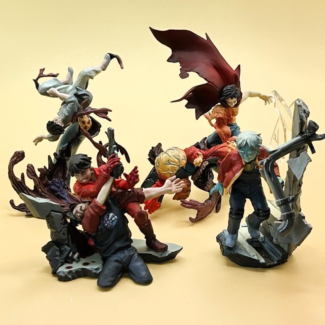 K&M アキラ ハイクオリティフィギュア 4種 ケイ 触媒 / タカシ 26号