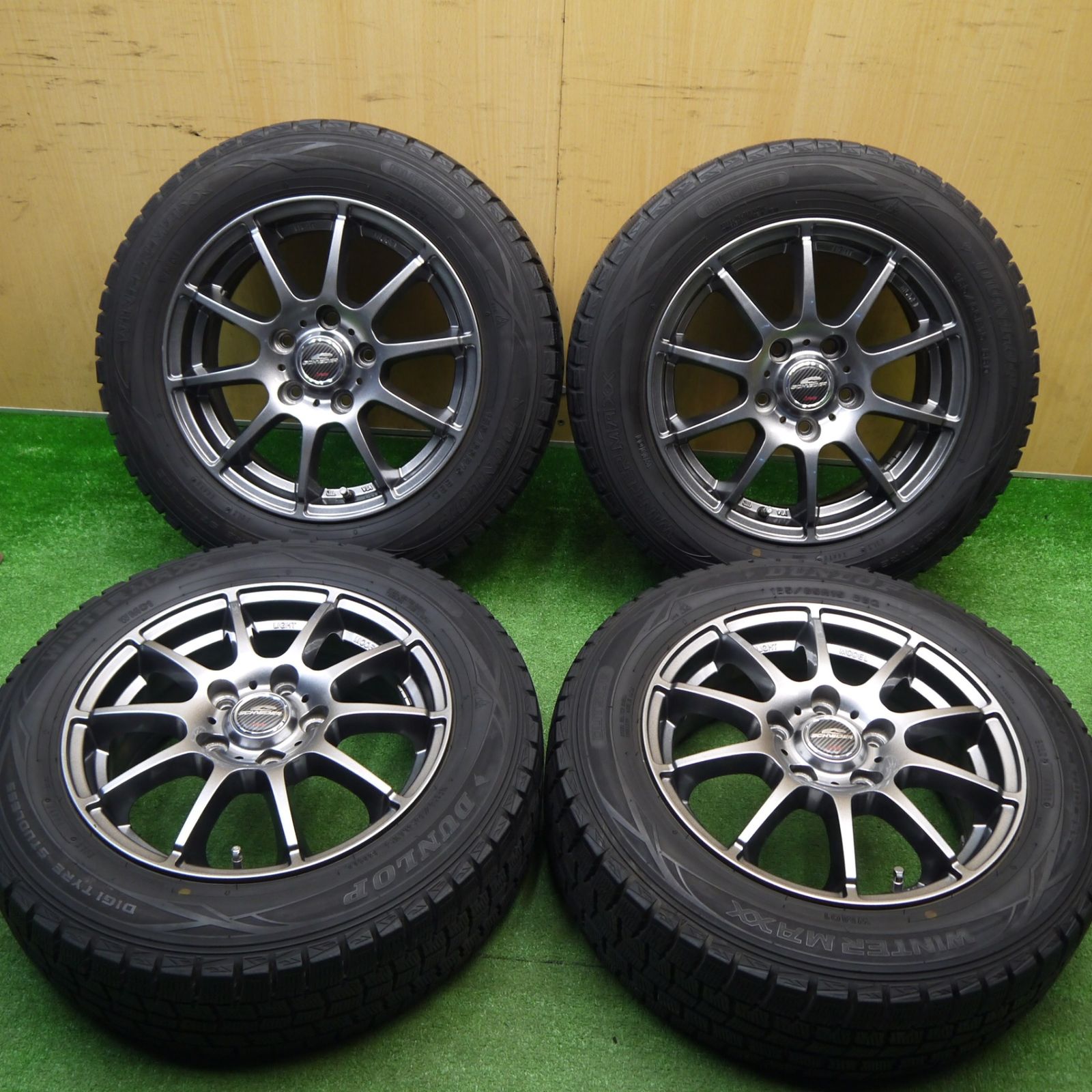 バリ溝！キレイ！8.5分スタッドレス 185/65R15 ダンロップ ウインターマックス WM01 SCHNEIDER ATECH シュナイダー 15インチ PCD114.3/5H5112604Hス