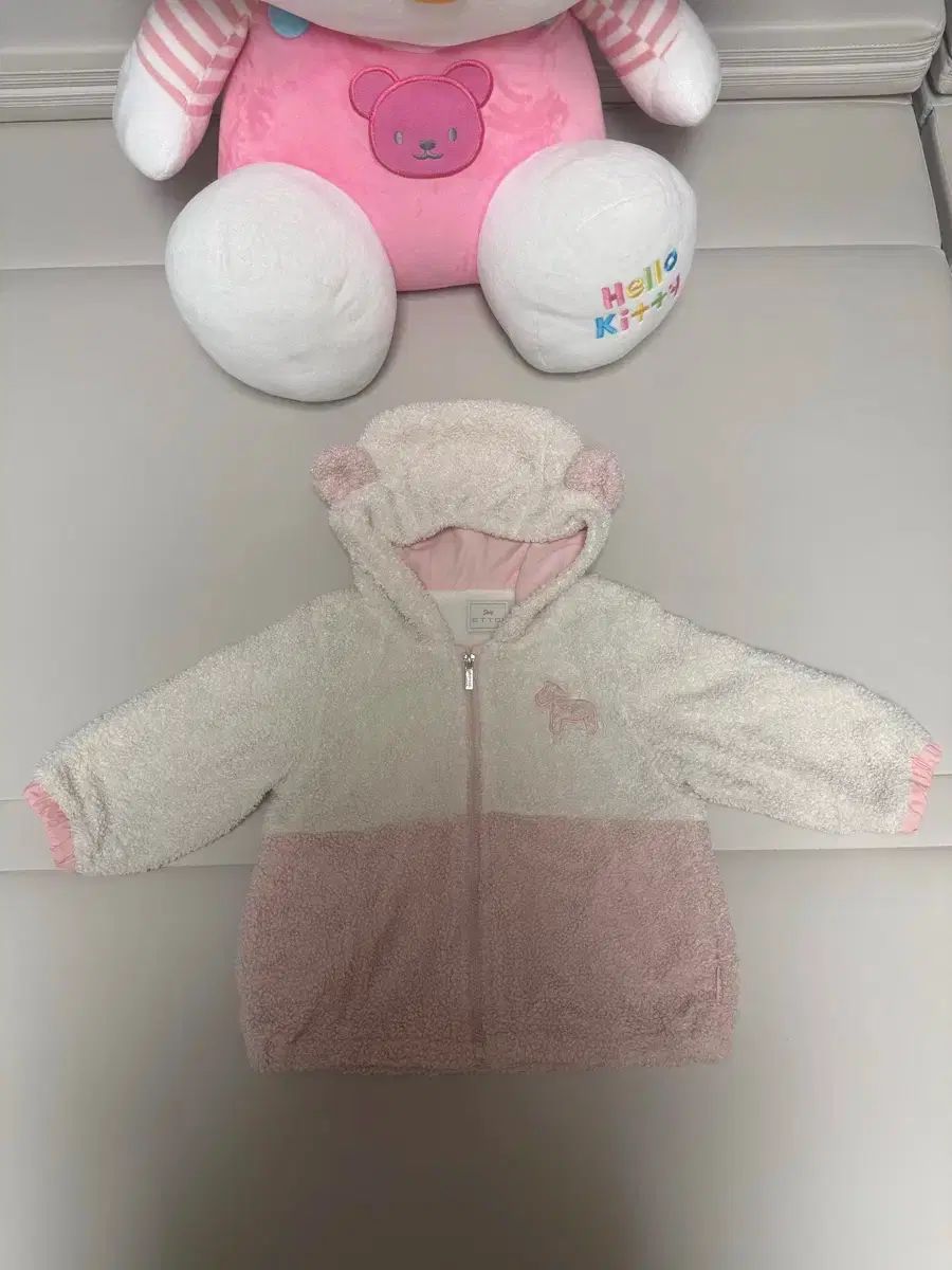 エトワ ボア/ファー フード アウター/ジャケット 2yサイズ