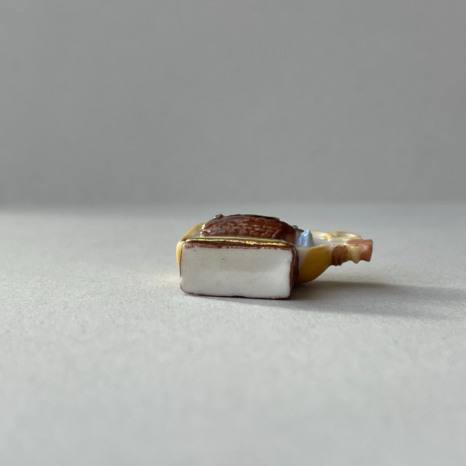 フェーヴ 素敵なフクロウ③ フランス フェーブ ミニチュア陶器 - メルカリ