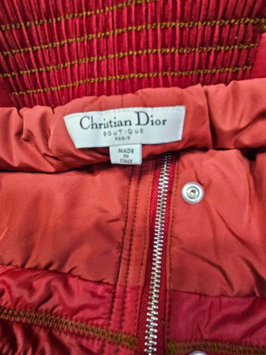 ディオール コーデュロイ ミニ スカート 人気