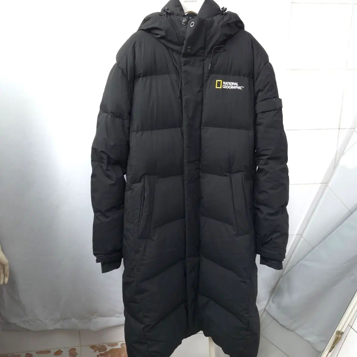 77 120 ナショナルジオグラフィック ダウンジャケット ロング丈 ダウン