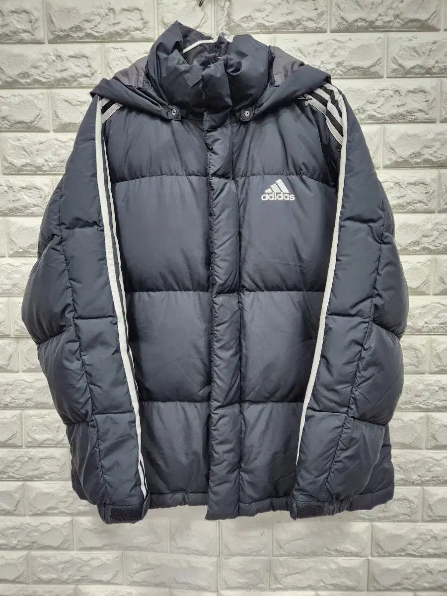 アディダス ブラック ダックダウン ジップアップ ダウン k 143