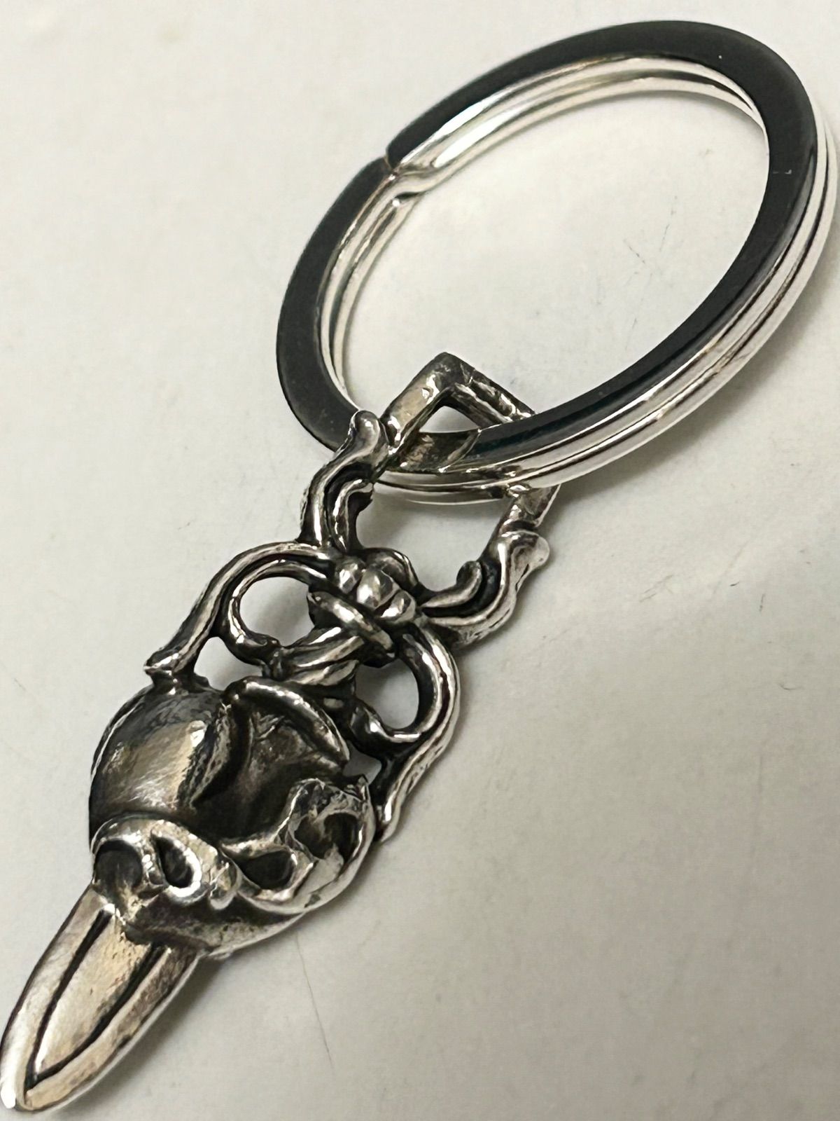 帝王クロムハーツシンボリックモデル枯渇 DAGGER HEARTキーリング