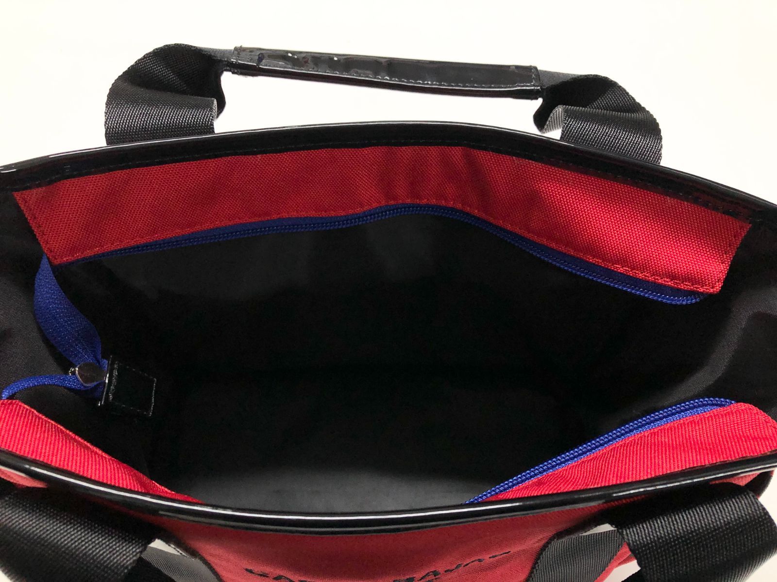 CASTELBAJAC カステルバジャック