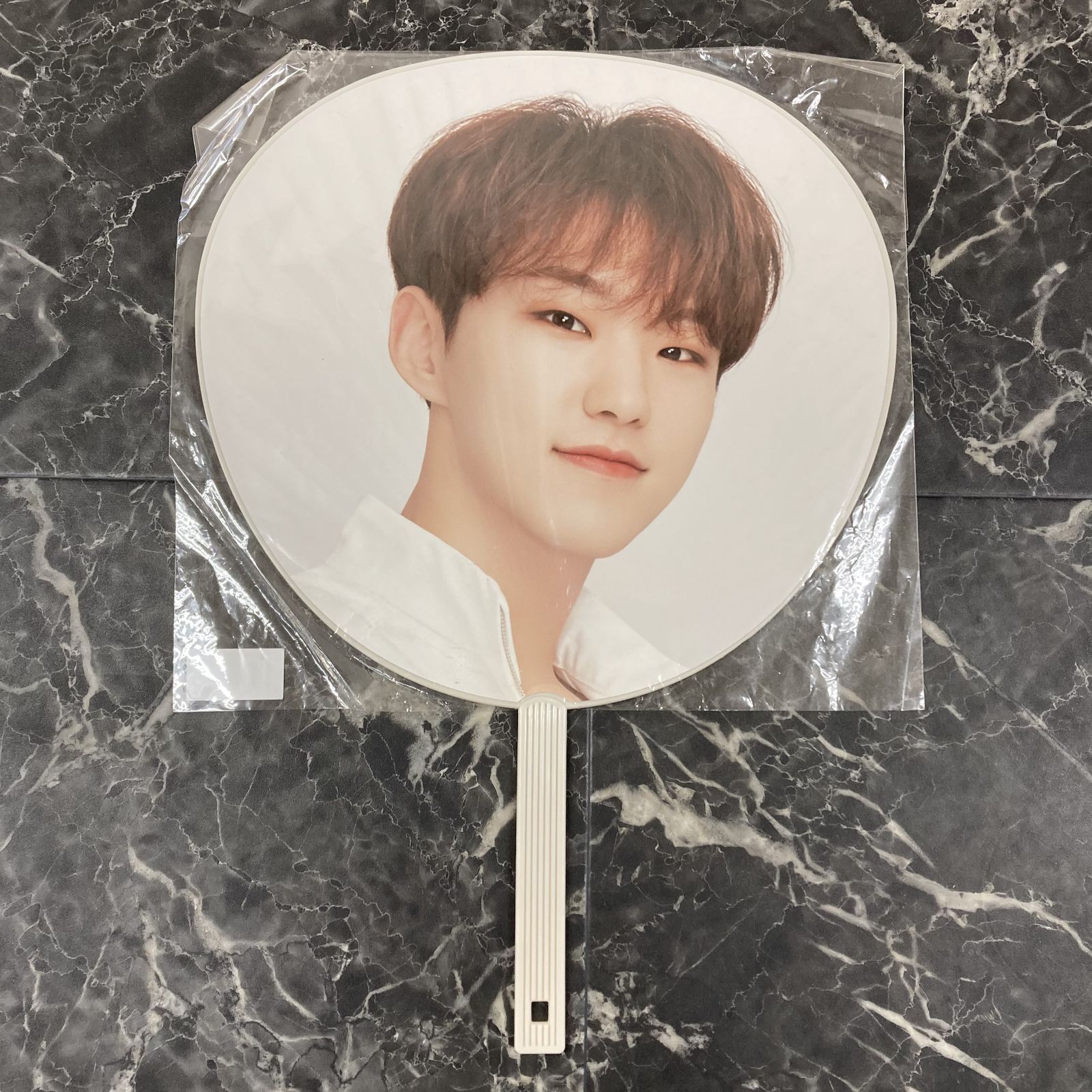 10. ホシ うちわ 3点セット SEVENTEEN ※未開封品 - メルカリ