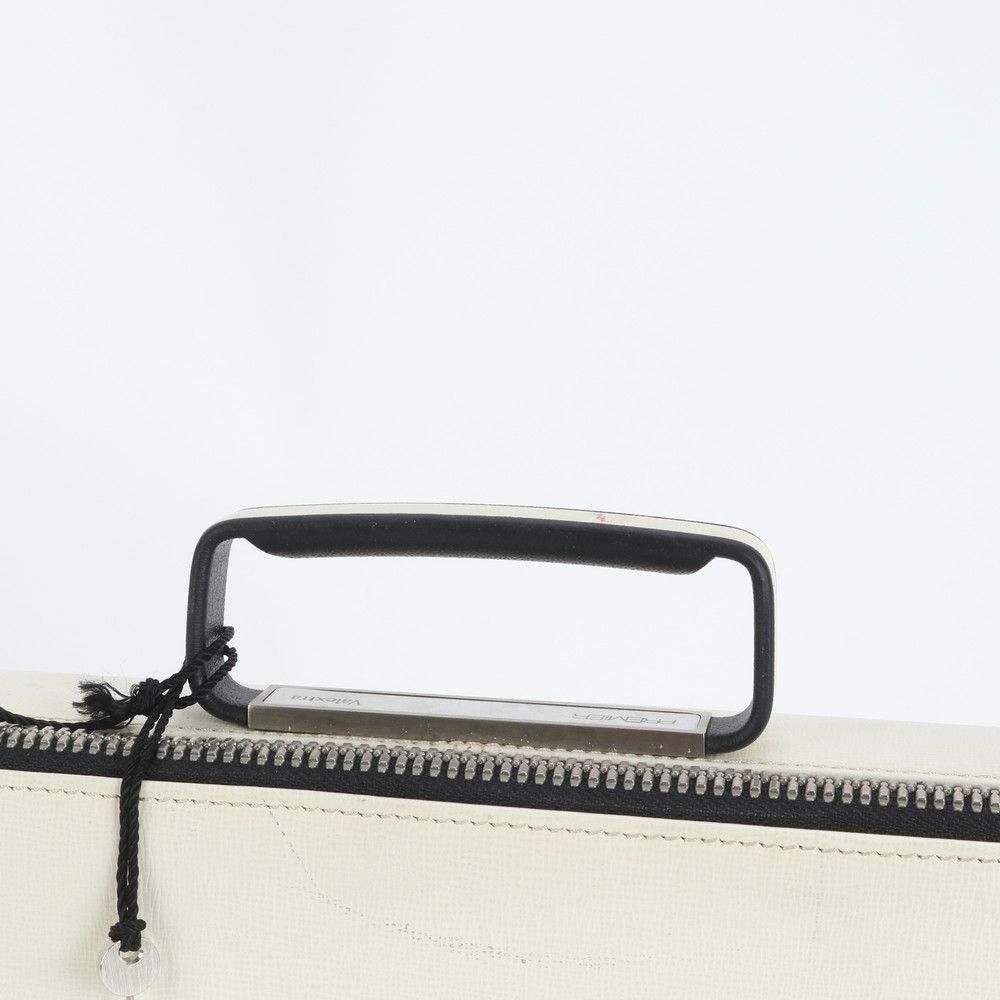 ヴァレクストラ スモール プレミエ アタッシュケース レザー ハードケース 書類鞄 ビジネス 出張 A 4 メンズ CCE CZ 33-8