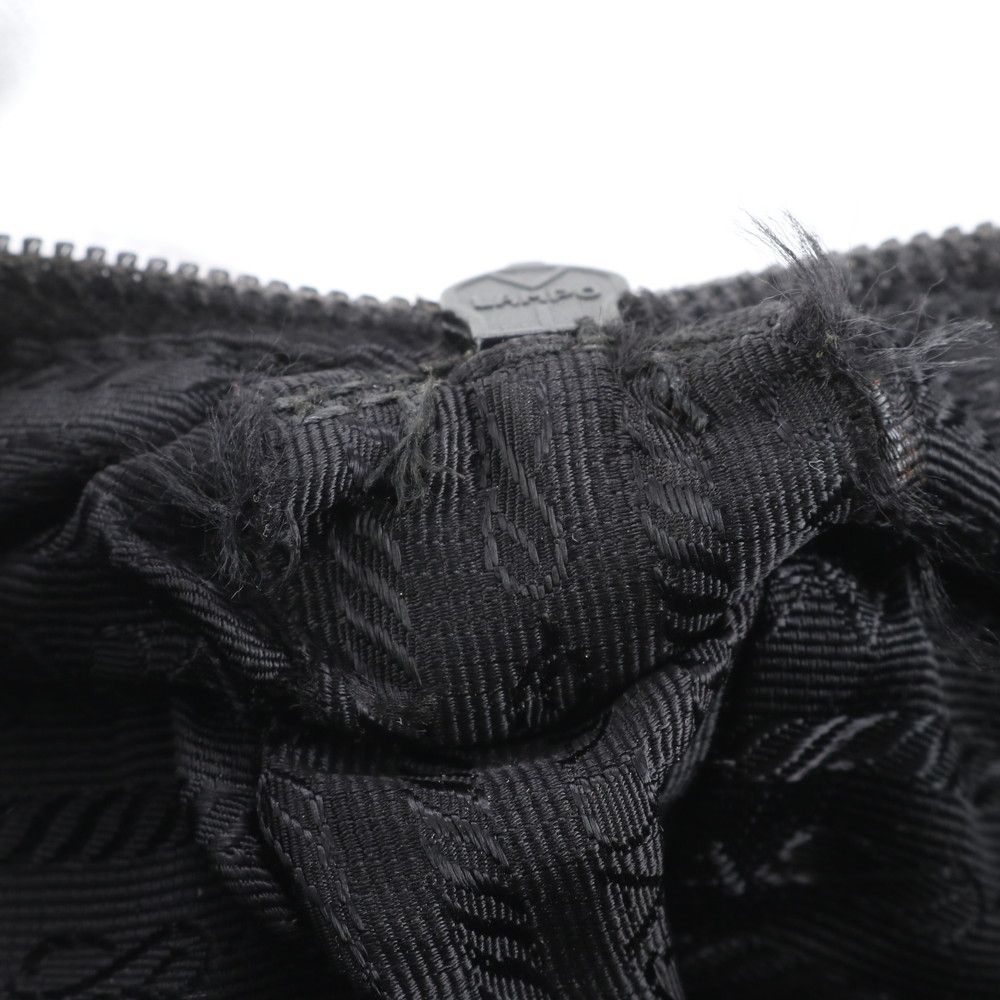 プラダ テスート ナイロン 三角ロゴ サフィアーノ レザー ショルダー バッグ 斜め掛け メッセンジャー メンズ ERR DB 33-6 ストライプシャツ ショルダーバッグ 