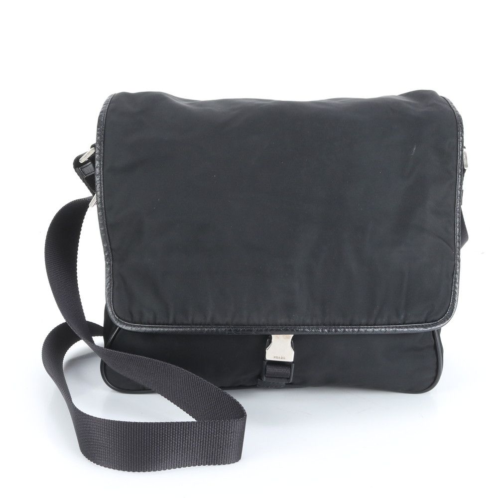 プラダ テスート ナイロン 三角 トライアングル ロゴ レザー ショルダーバッグ 斜め掛け メッセンジャー メンズ ECE DB 44 4