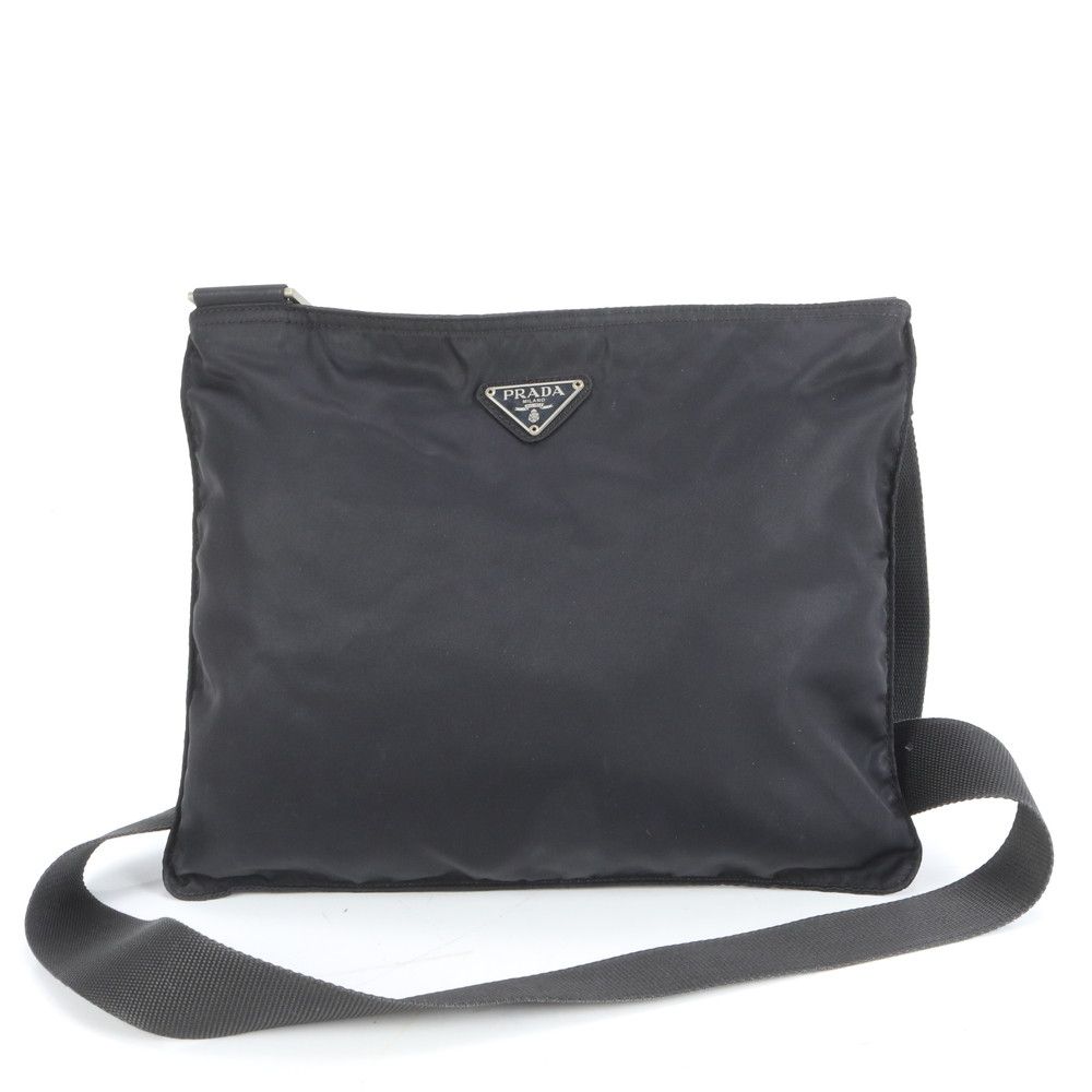 プラダ テスート ナイロン 三角 トライアングル ロゴ レザー ショルダーバッグ 斜め掛け メッセンジャー 黒 メンズ EUE DB 39 9