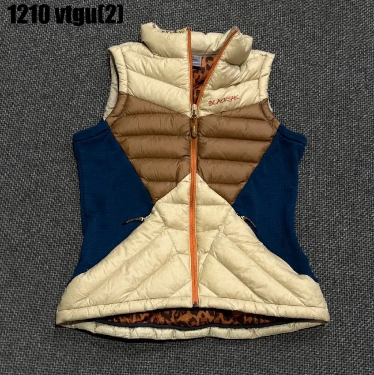 K 期間限定10％オフ‼️2 SNBD スノーボード ブラック/レッド K 期間限定10％オフ‼️2 SNBD スノーボード ブラック/レッド