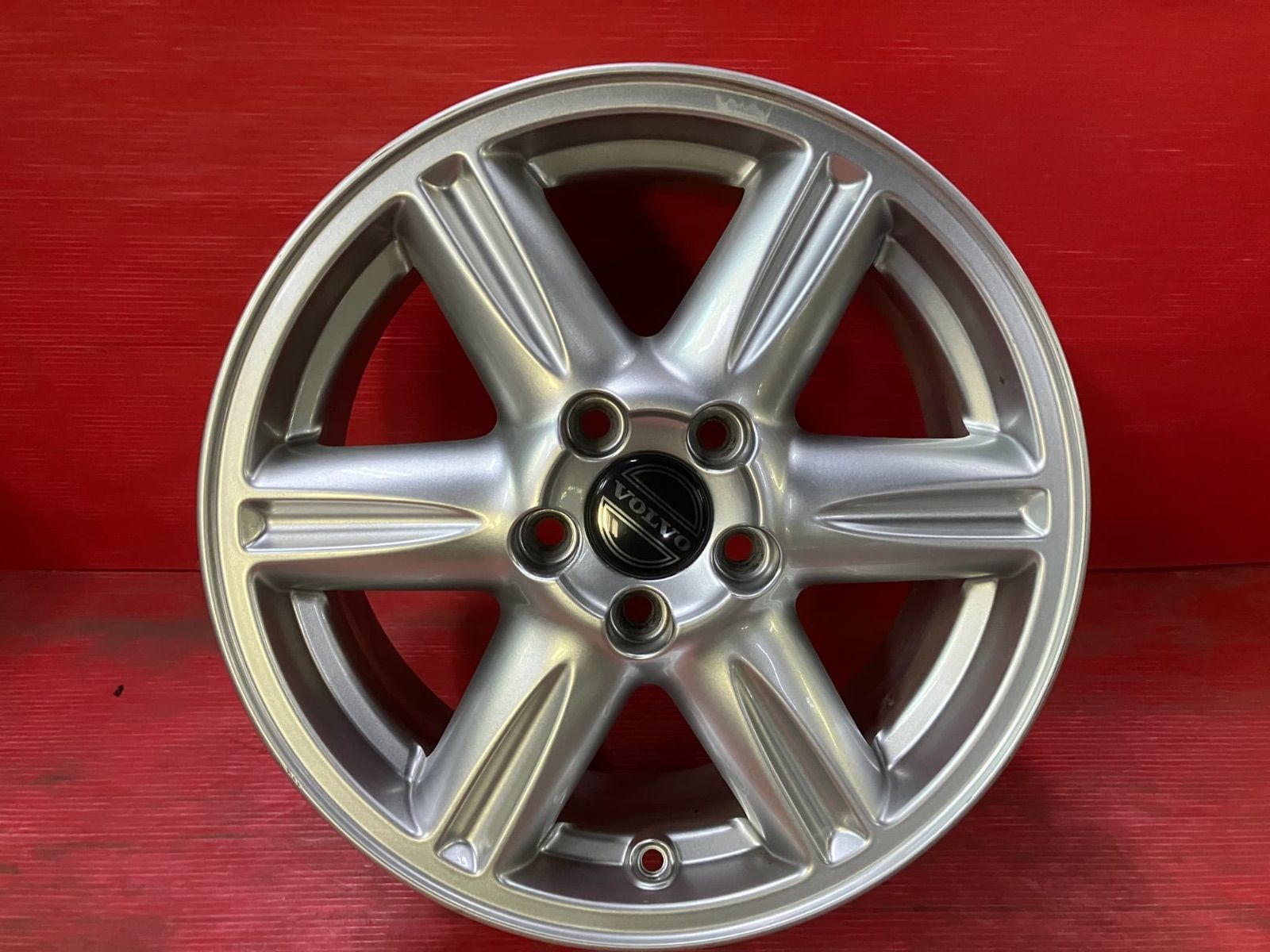 ホイール 16 x 7 0 49 108 5 H hub 67 mm VOLVO XC 90 4本SET