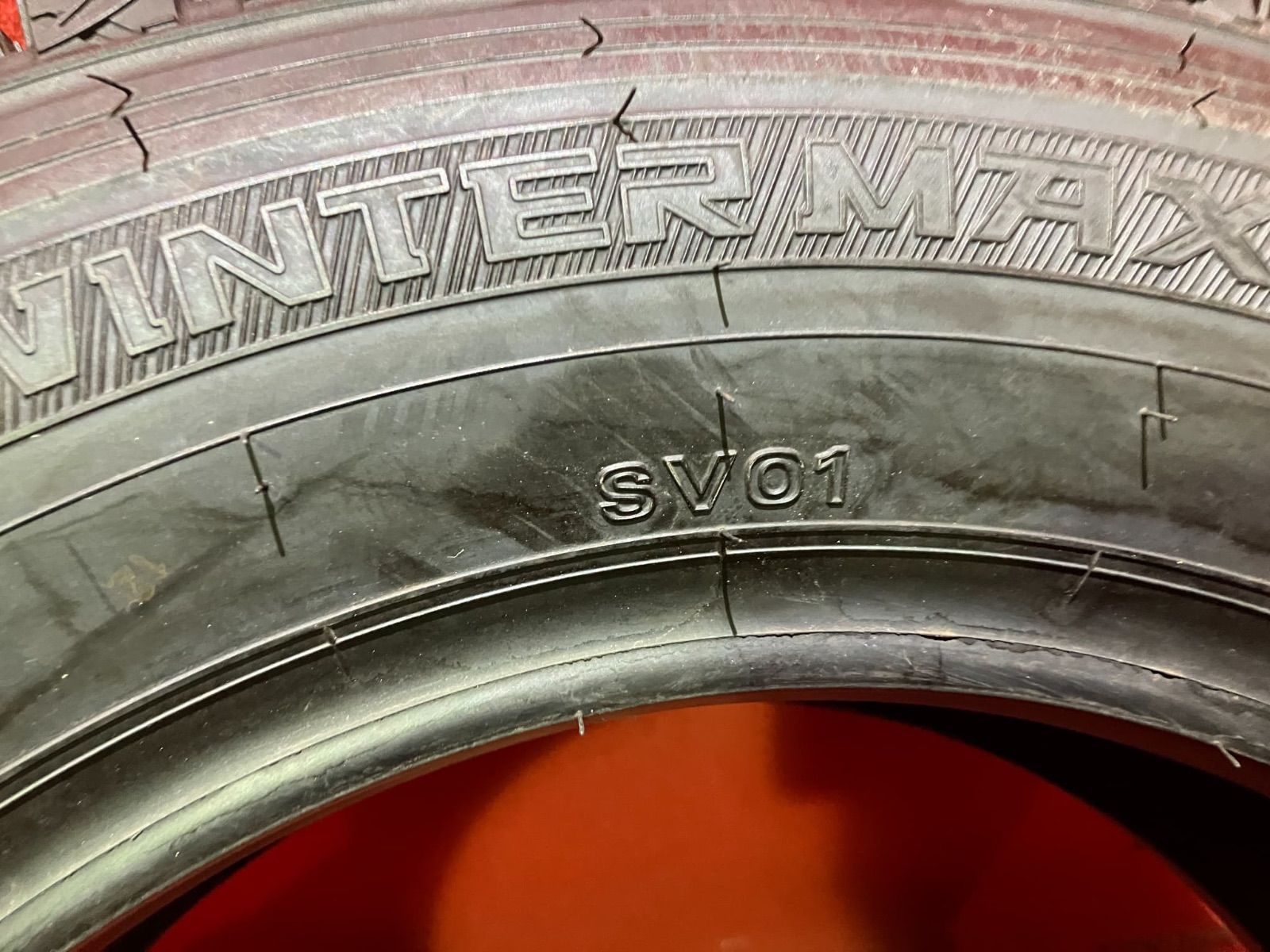 スタッドレスタイヤ