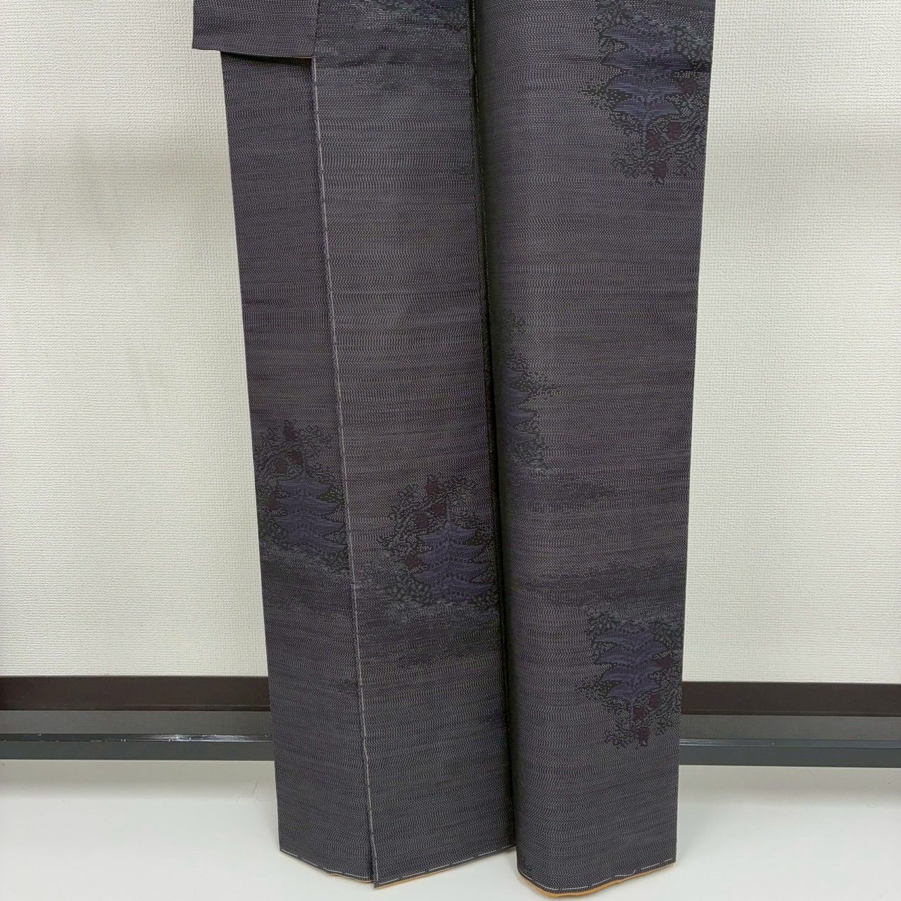 本場大島紬 裄67.5 正絹 泥染め 横双 美しい絣 しつけ糸 ほていや 袷