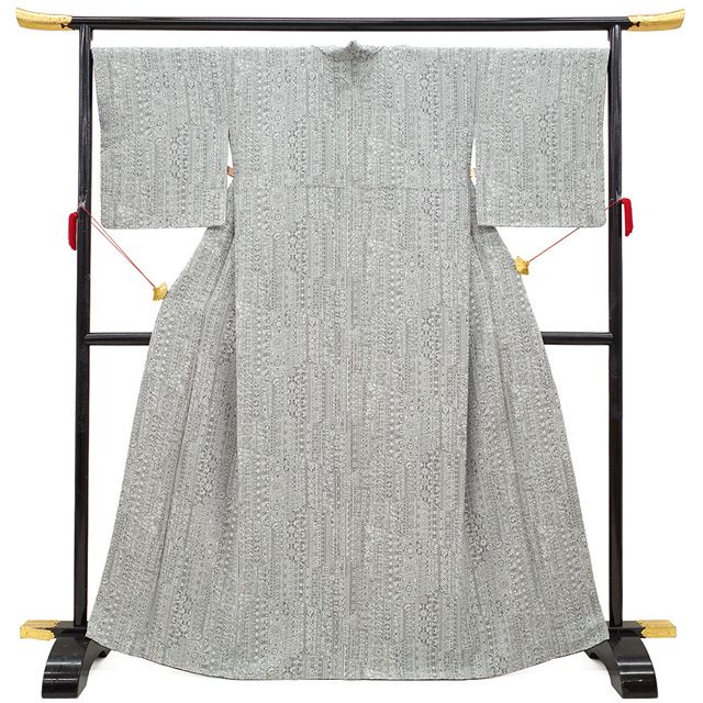 新古品】 小紋 着物 未使用 山岡古都 染織美術品 薬墨 正絹 袷 グレー