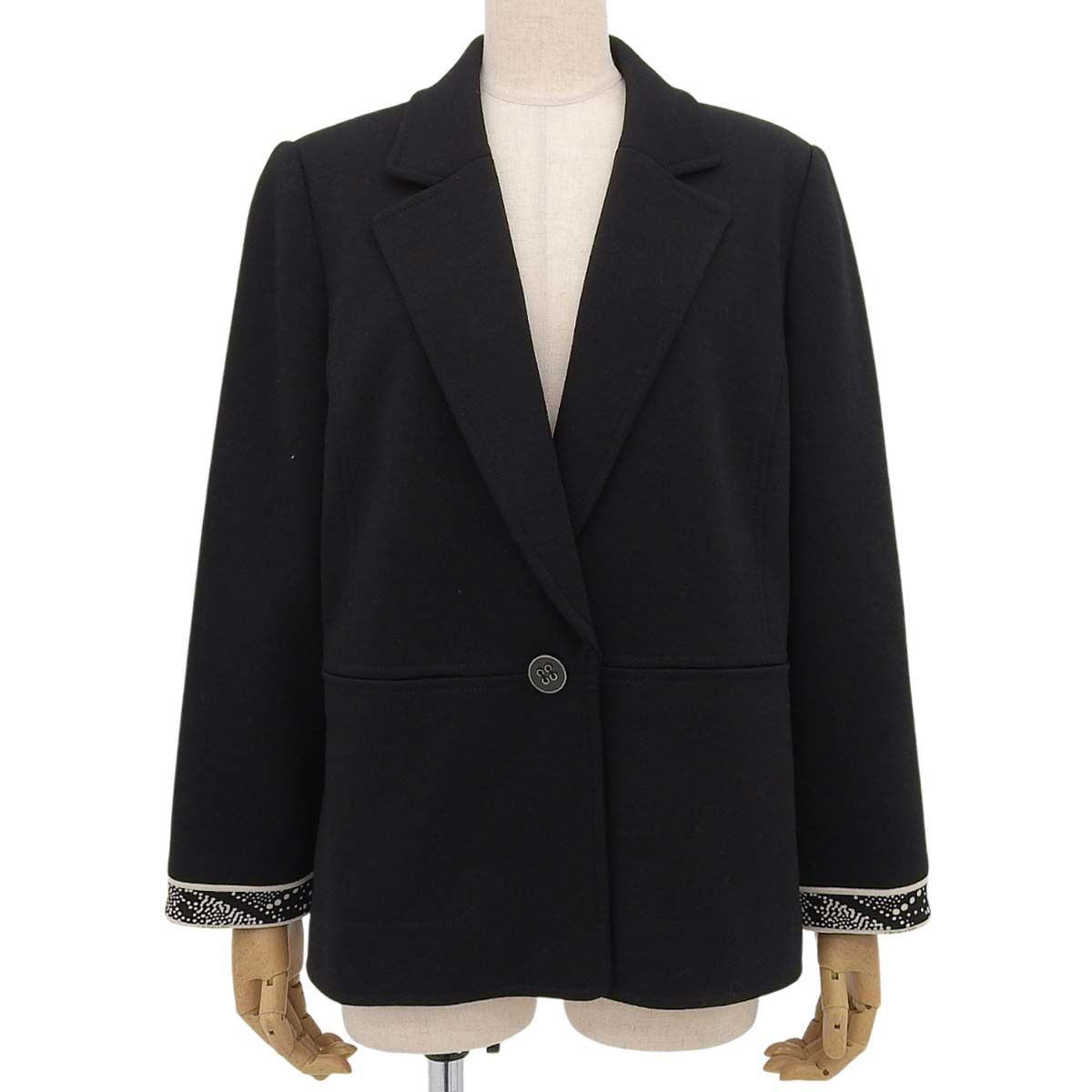 レオナール LEONARD テーラードジャケット 裏地付 カットソー 1つボタン 後ベルト付 袖口柄 襟裏柄 ウール ブラック 13 AR レディース