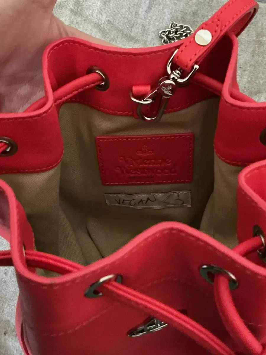 ヴィヴィアン ウエストウッド 巾着バッグ レッド