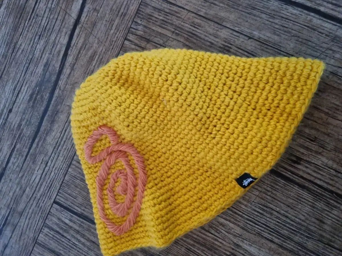 STUSSY ニット帽子