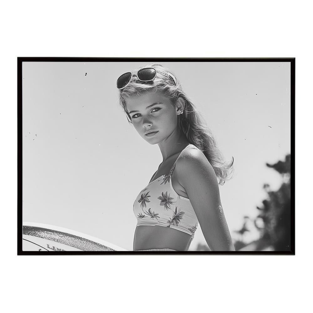 B2サイズ（約51x73cm）】【lh-poster-8572】サーフガール モノクロ 海