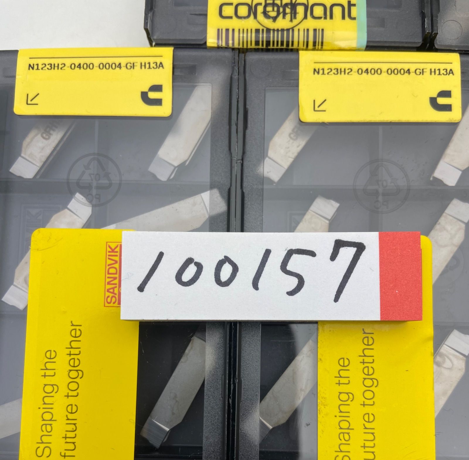 サンドビックSANDVIK N123H2-0400-0004-GF H13A 7箱セット - メルカリ