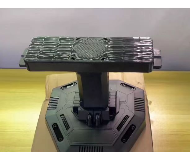 ガンダムヘルメット LED発光 機能付き