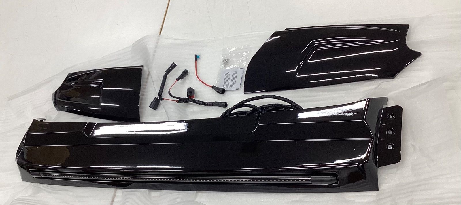 ★売却済み 多少の傷あり】A1450LC25L-BK ランドクルーザー 250 ランクル バグ