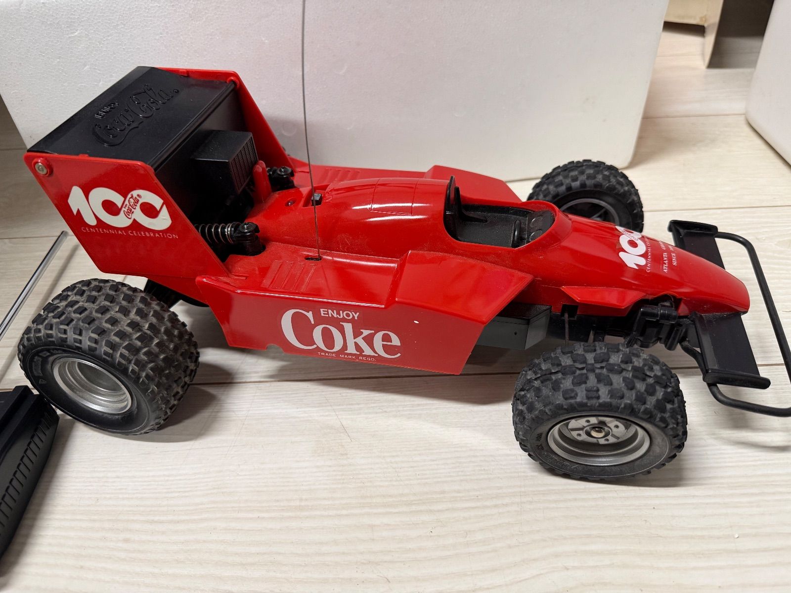 コカコーラ　ラジコン コカコーラ スペシャルカー ラジコン 100周年記念 非売品 元箱付