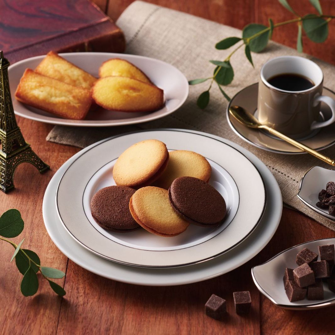 アンリサンクまとめ売り(15点) アンリ・シャルパンティエ Mボックス ラング・ド・シャ 菓子ギフト