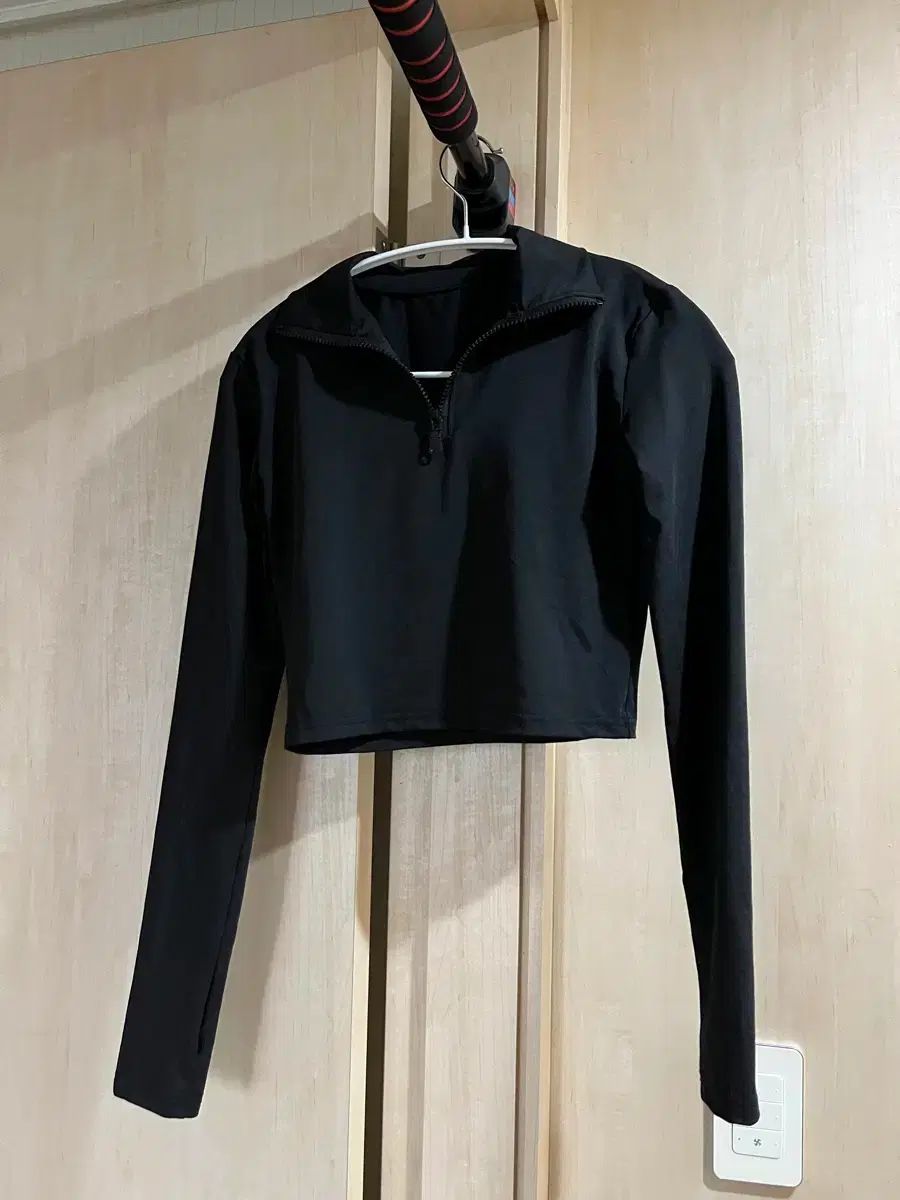 バリービキ クロップド ラッシュガード セット S