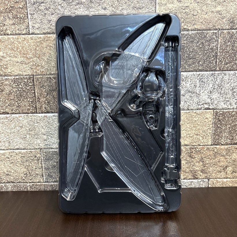 ホットトイズ ワスプ 1/6 ムｰビｰ・マスタｰピｰス アントマン&ワスプ