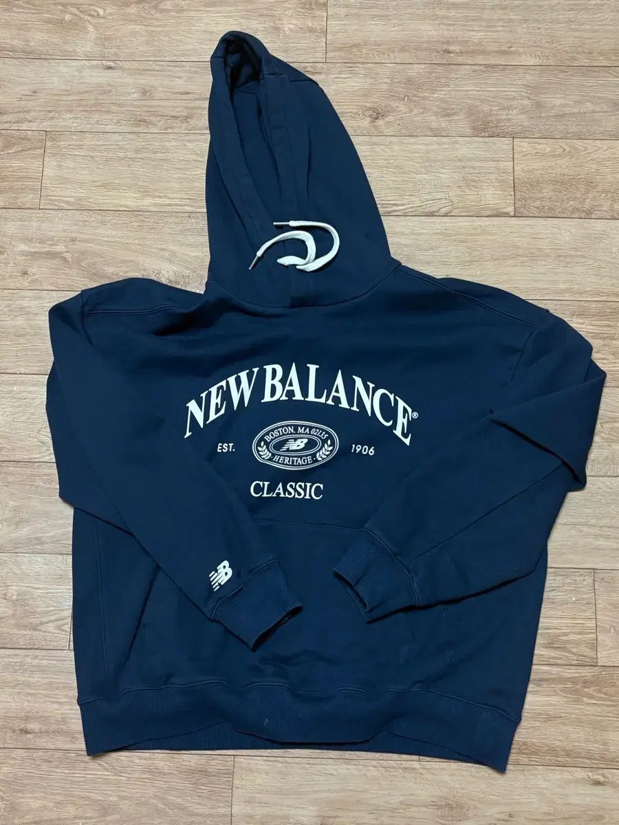 ニューバランス 最も安い ネイビー ヘリテイジ フーディー