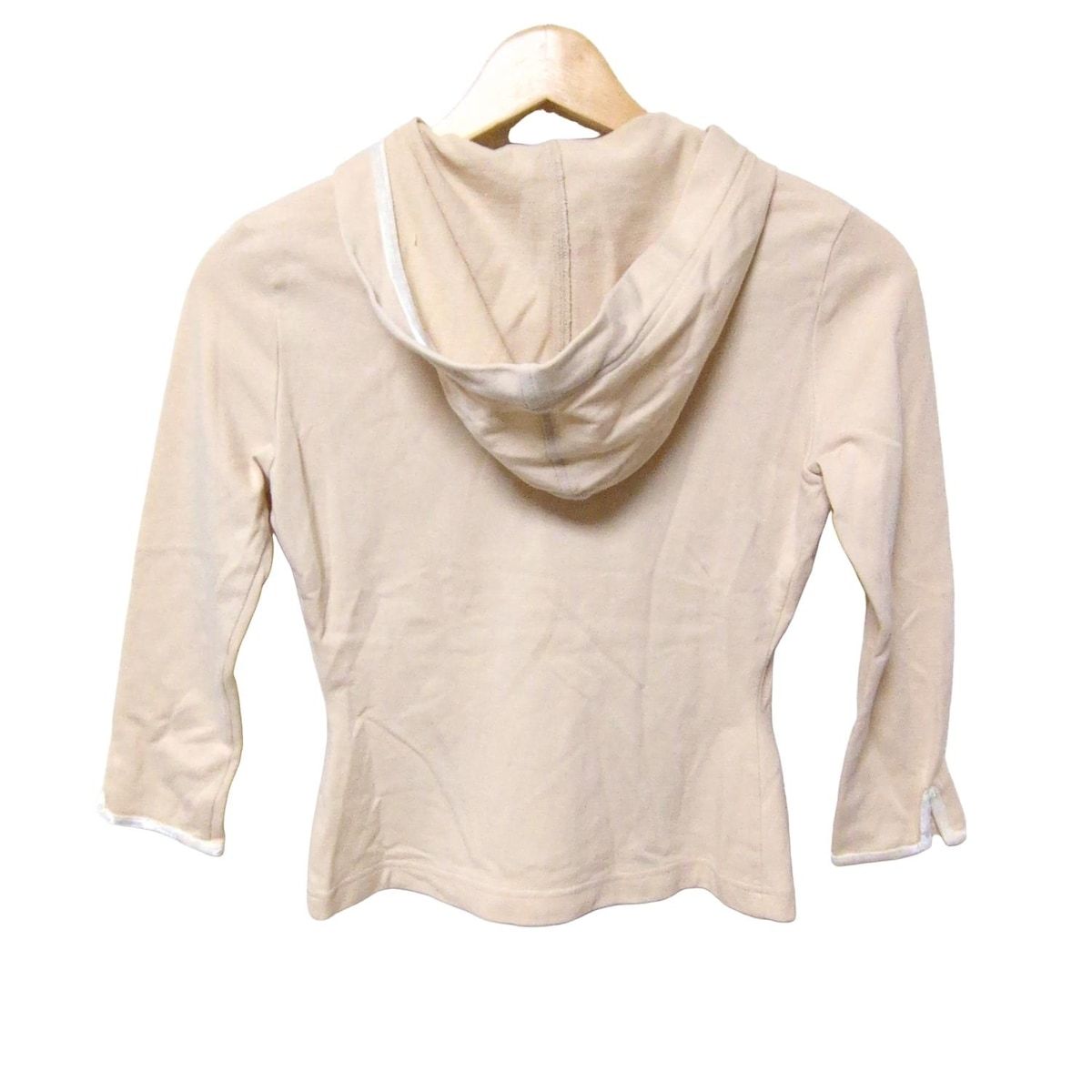 美品✨フォクシー リラックスフーディ パーカー ロゴプレート ベージュ 38 フォクシー リラックスフーディ パーカー ベージュ 38♡ 美品