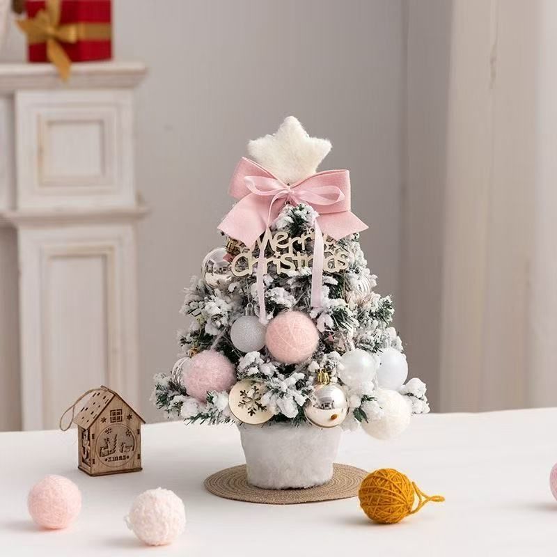 ピンクハウスミニクリスマスツリー 装飾花付き ブローチ約18センチ