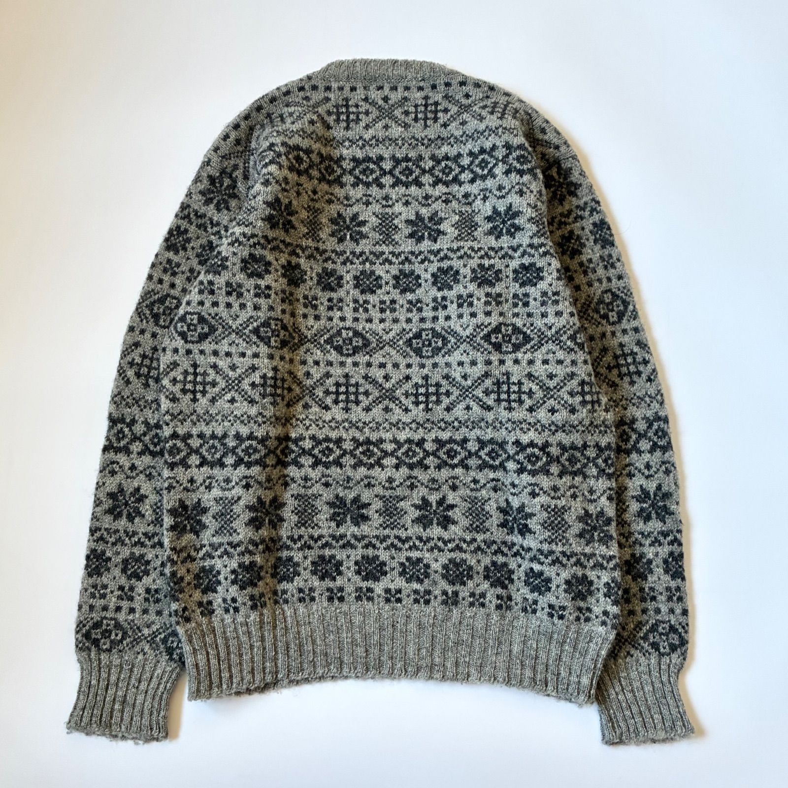 JAMIESONS / JOURNAL STANDARD relume取扱 フェアアイル 総柄 クルー